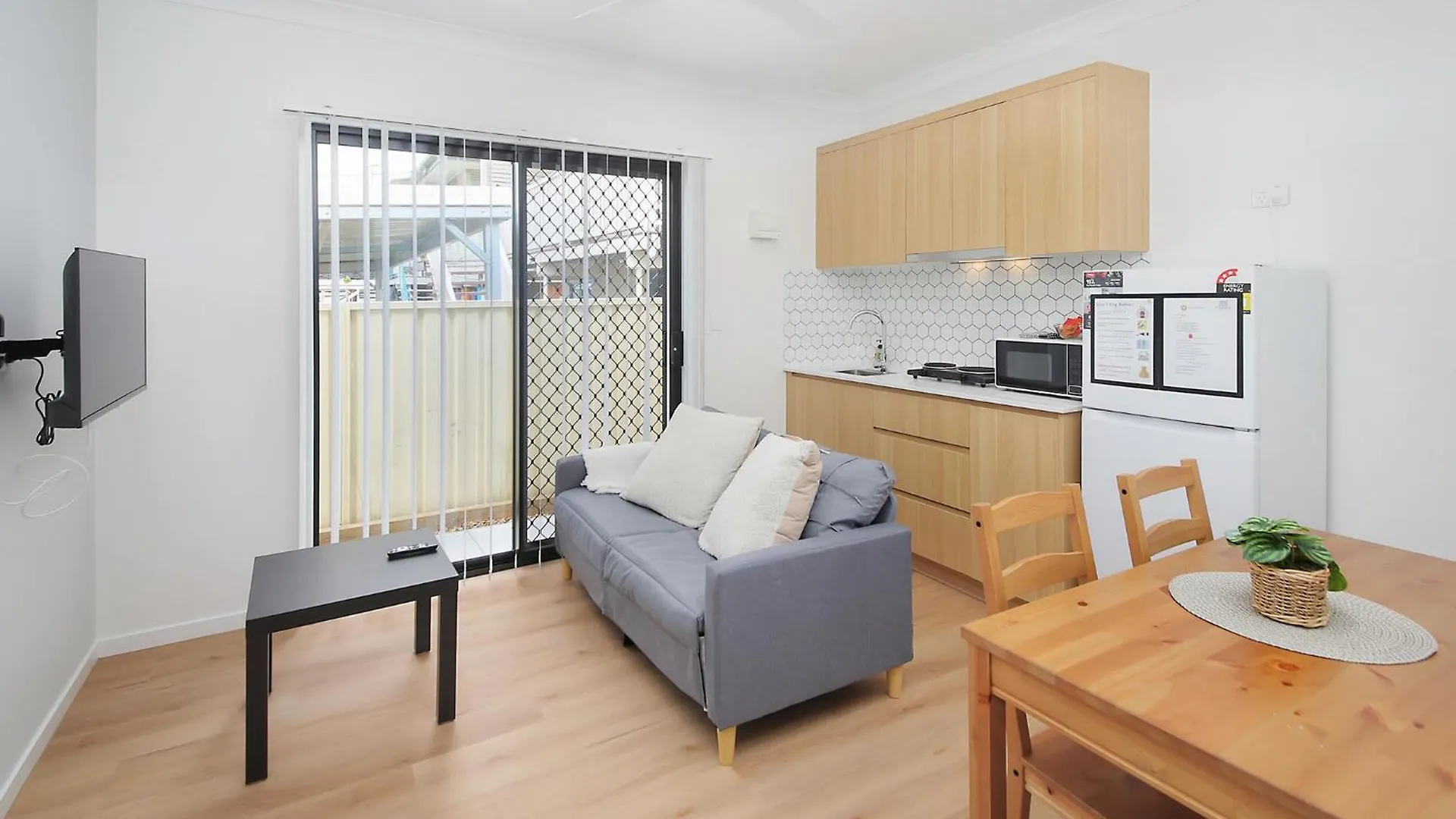 Modern Serene Studio With Free Parking & New Build Kuraby