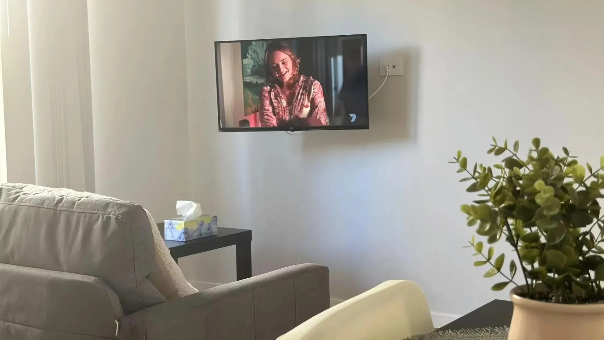 Homestay Modern Serene Studio With Free Parking & New Build