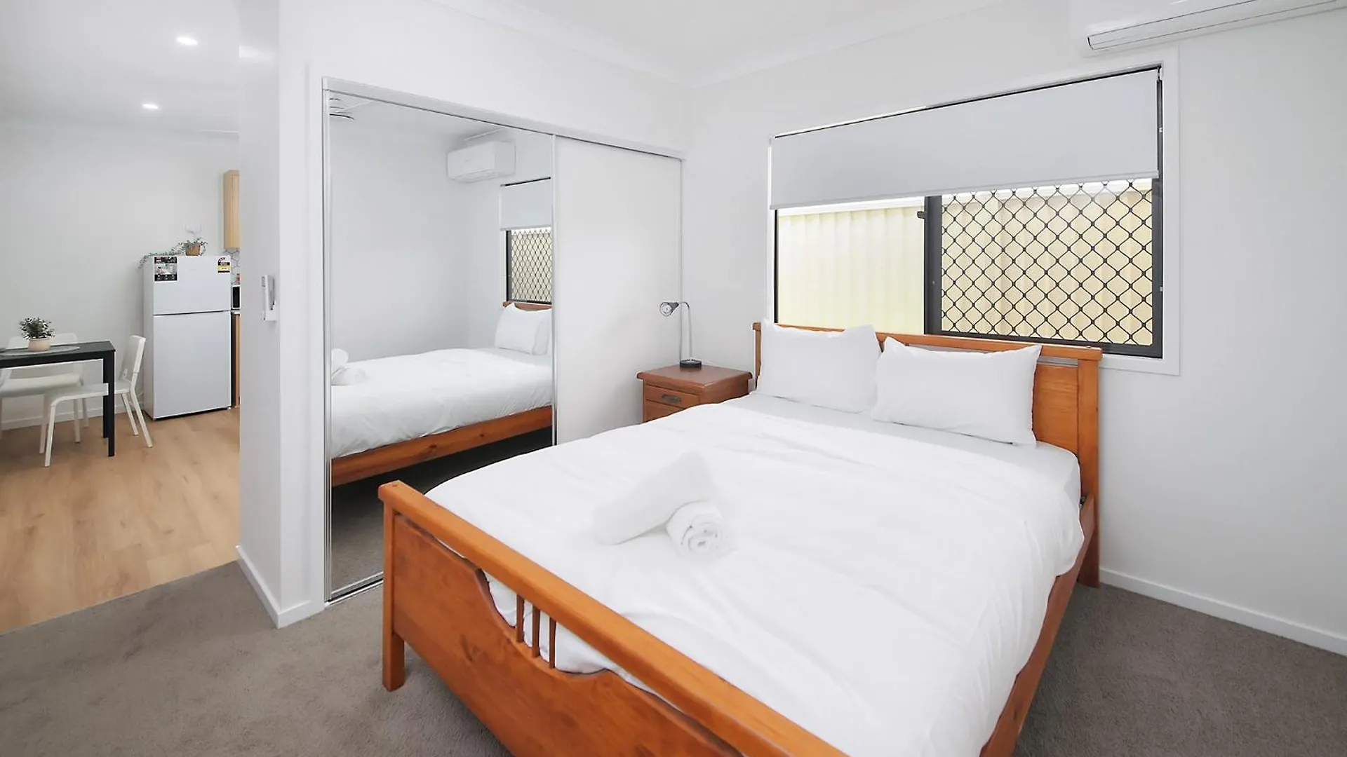 Homestay Modern Serene Studio With Free Parking & New Build